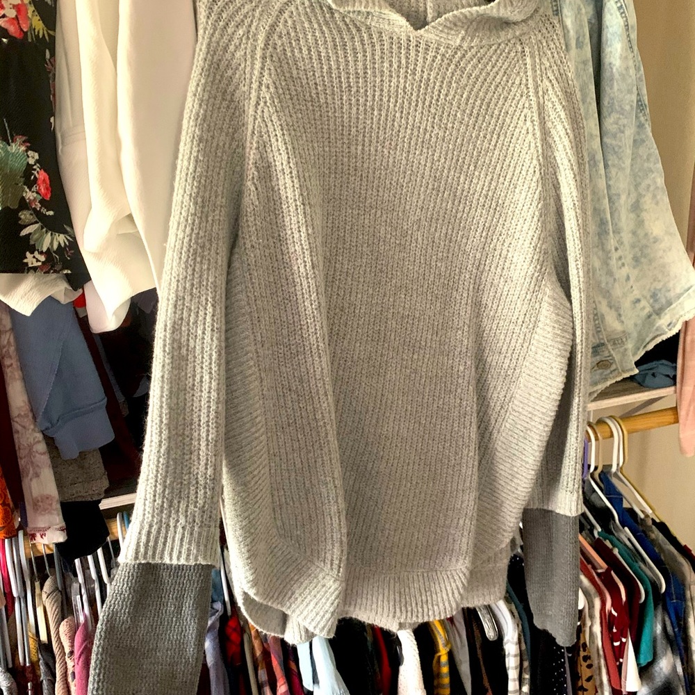 Maurices Sweater Size L